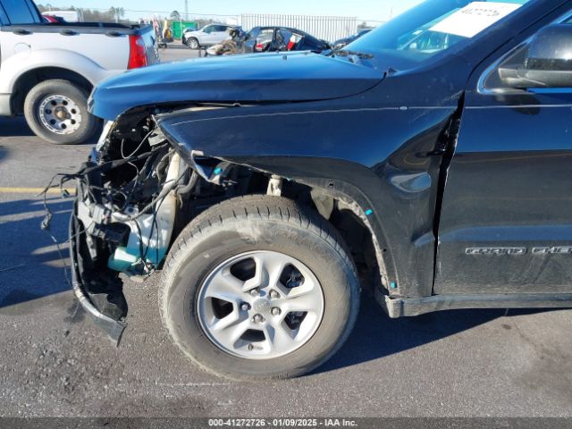 1C4RJEAG7HC804951 Jeep Grand Cherokee Laredo 4x2