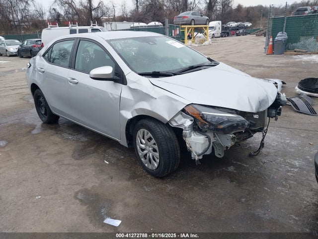 Toyota COROLLA LE 2017 2T1BURHE8HC867813 Image 1