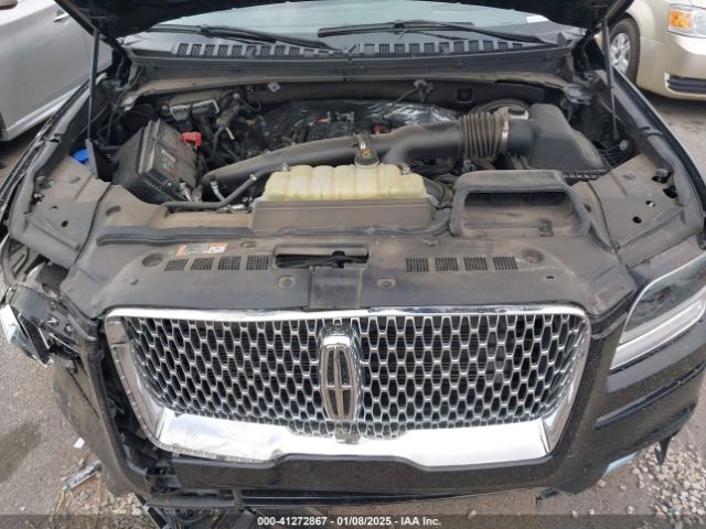 5LMJJ2LT9MEL06022 Lincoln Navigator Reserve