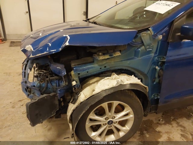1FMCU9GD4JUA83470 Ford ESCAPE SE