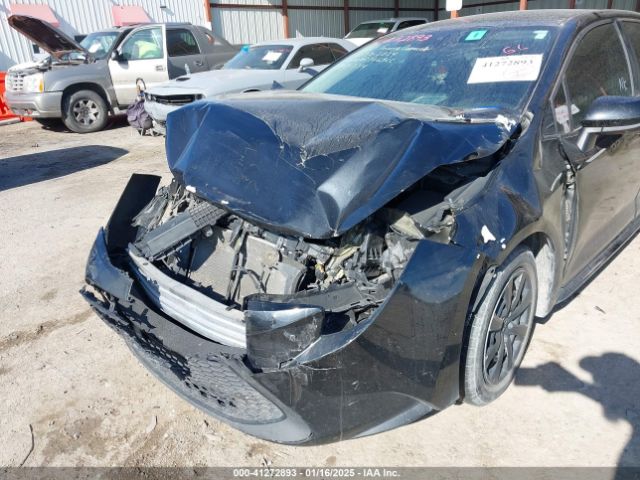 5YFEPMAE9NP295423 Toyota COROLLA LE