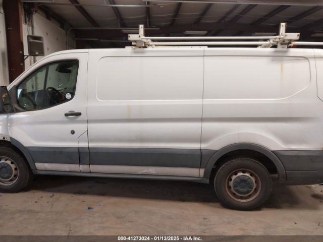 1FTYE1YM1HKA68194 Ford Transit-150