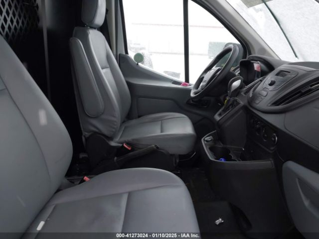 1FTYE1YM1HKA68194 Ford Transit-150