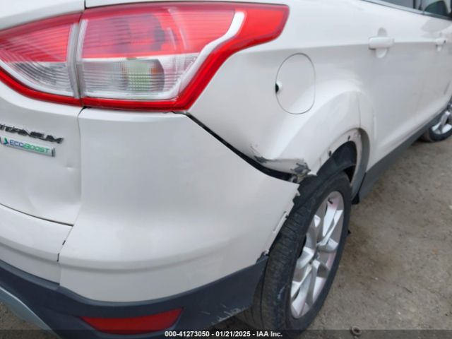 1FMCU0JX1EUB68772 Ford Escape Titanium