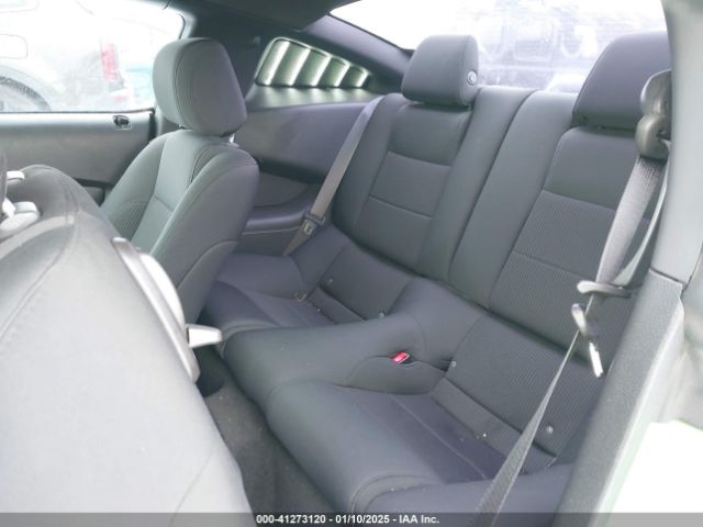 1ZVBP8AM0E5226177 Ford Mustang V6