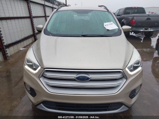 1FMCU0HD1JUC04627 Ford ESCAPE SEL