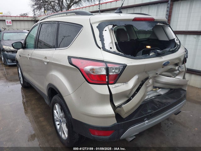 1FMCU0HD1JUC04627 Ford ESCAPE SEL
