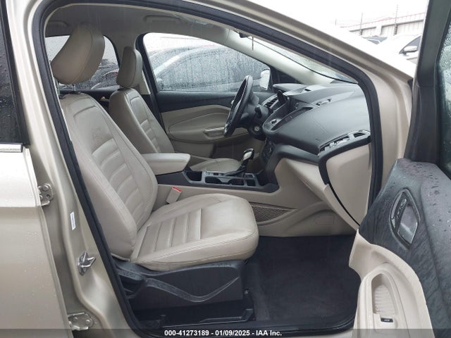 1FMCU0HD1JUC04627 Ford ESCAPE SEL