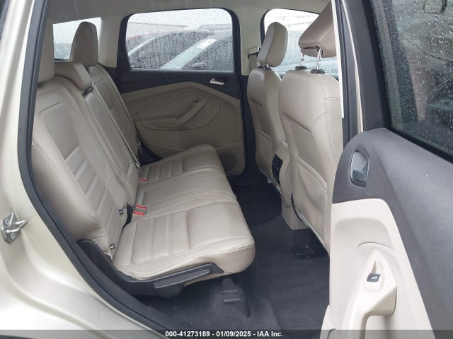 1FMCU0HD1JUC04627 Ford ESCAPE SEL