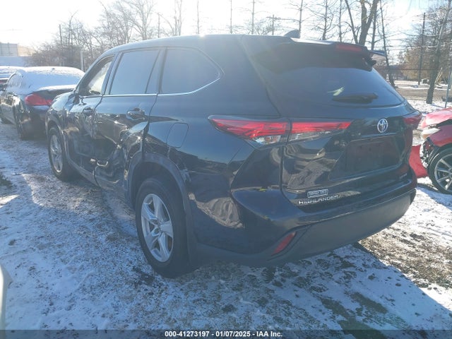5TDBZRBH7NS574122 Toyota Highlander Le