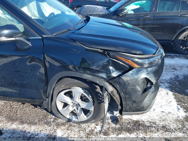5TDBZRBH7NS574122 Toyota Highlander Le