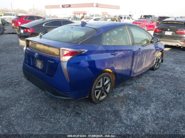 JTDKARFU3G3521307 Toyota Prius Three Touring