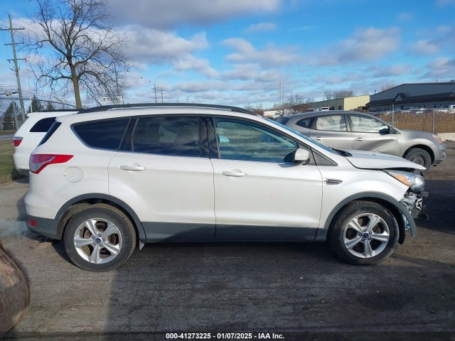 1FMCU0G93GUC75818 Ford ESCAPE SE