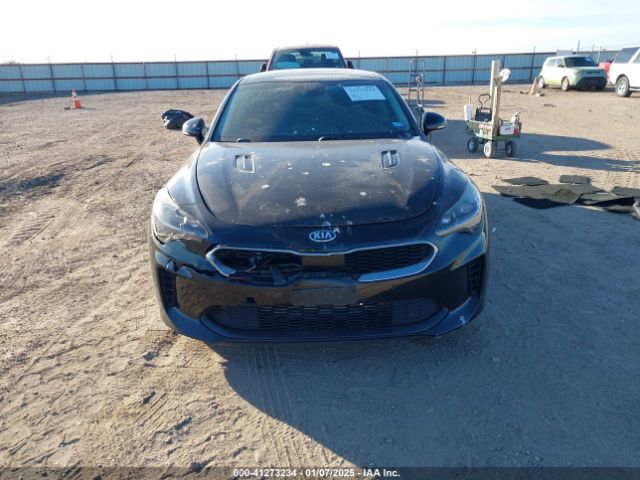 KNAE25LA1J6014213 KIA Stinger Premium