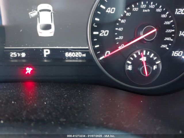 KNAE25LA1J6014213 KIA Stinger Premium