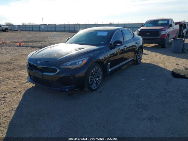 KNAE25LA1J6014213 KIA Stinger Premium
