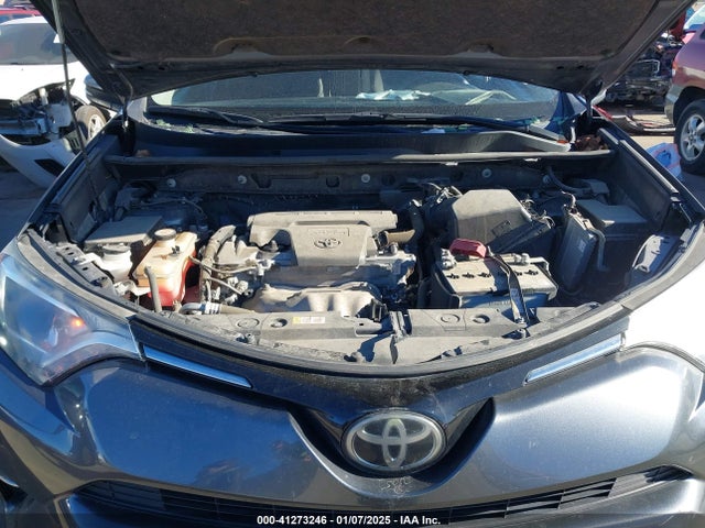 JTMRFREVXJD241525 Toyota Rav4 Adventure/xle