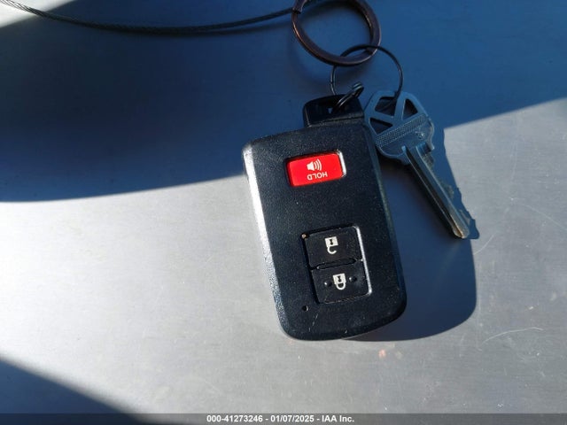 JTMRFREVXJD241525 Toyota Rav4 Adventure/xle