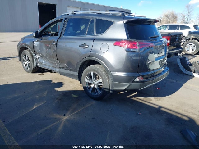 JTMRFREVXJD241525 Toyota Rav4 Adventure/xle