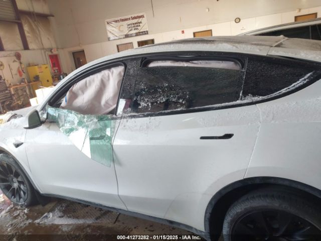 7SAYGDEE3PF690691 Tesla Model Y