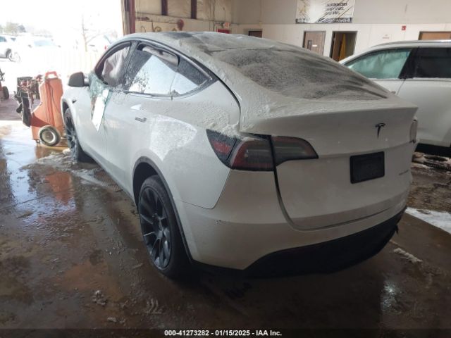 7SAYGDEE3PF690691 Tesla Model Y