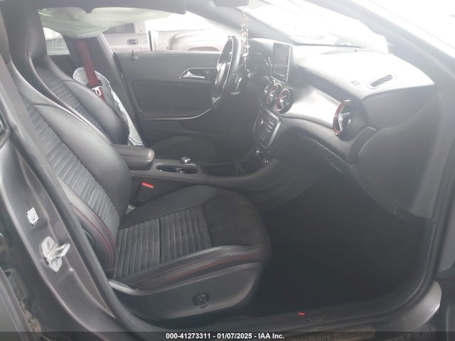 WDDSJ4EB9FN206717 Mercedes-Benz CLA 250