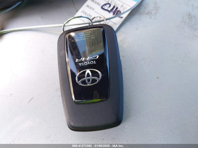 Toyota C-HR XLE 2021 NMTKHMBX0MR123981 Image 11