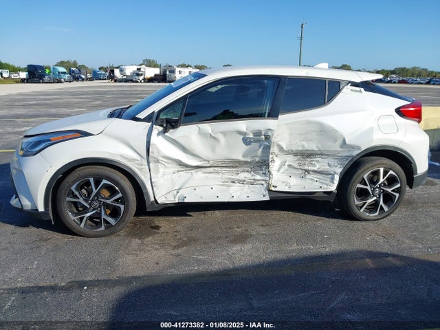 Toyota C-HR XLE 2021 NMTKHMBX0MR123981 Image 6