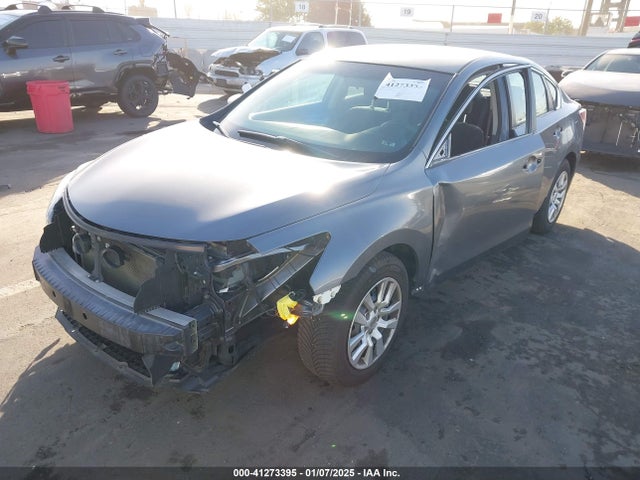 Nissan Altima 2.5 S 2014 1N4AL3AP4EN217124 Image 2