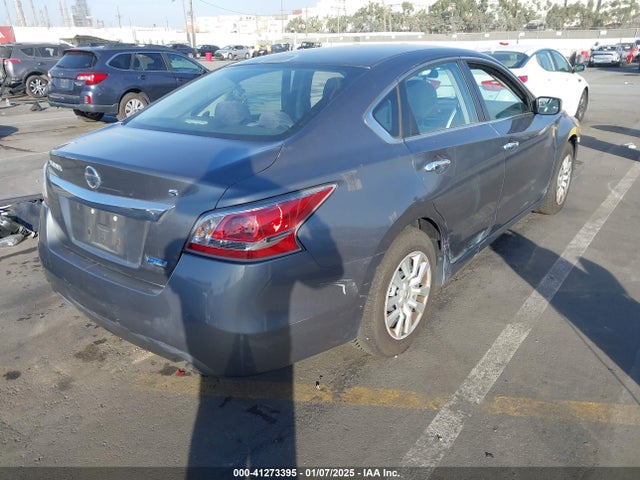Nissan Altima 2.5 S 2014 1N4AL3AP4EN217124 Image 4