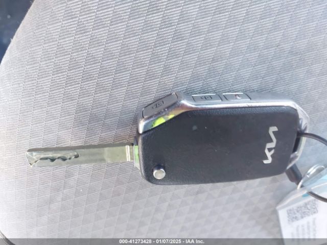KNDJ23AU9P7873507 KIA SOUL LX