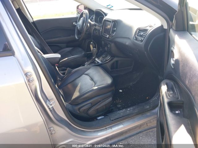 3C4NJDCB5KT638306 Jeep Compass Limited 4x4