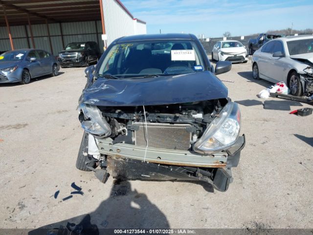 3N1CN7AP3JL872702 Nissan Versa 1.6 Sv
