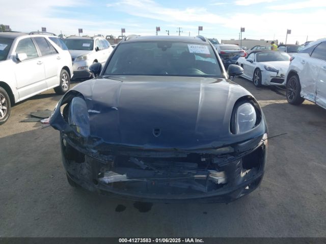 WP1AA2A54PLB14209 Porsche Macan T