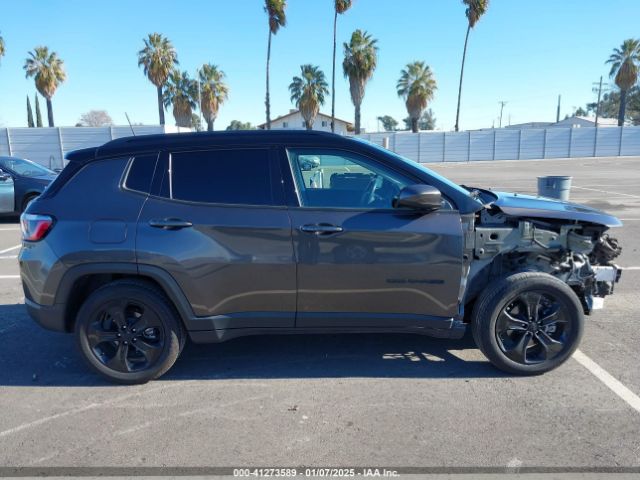 3C4NJCBB6LT205851 Jeep Compass Altitude Fwd