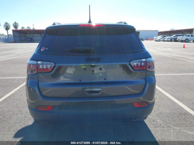 3C4NJCBB6LT205851 Jeep Compass Altitude Fwd