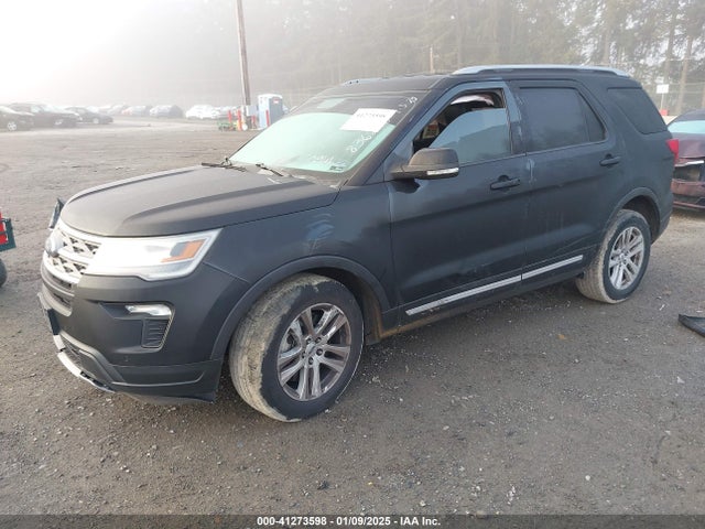 Ford EXPLORER XLT 2018 1FM5K8D86JGA22961 Image 2
