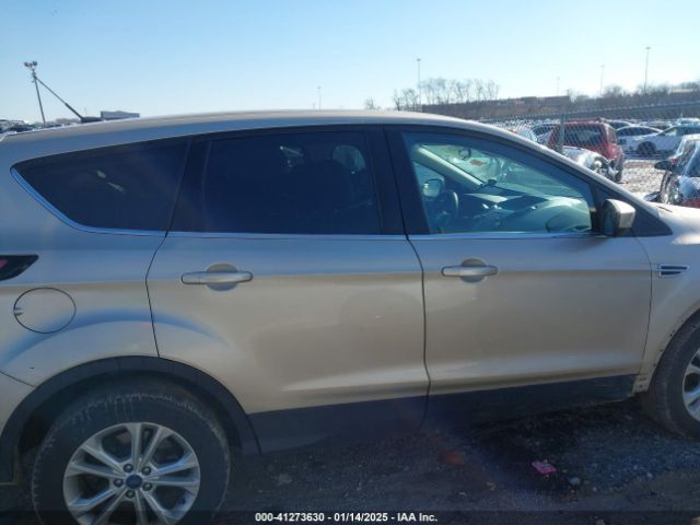 1FMCU0GD6HUE69040 Ford ESCAPE SE