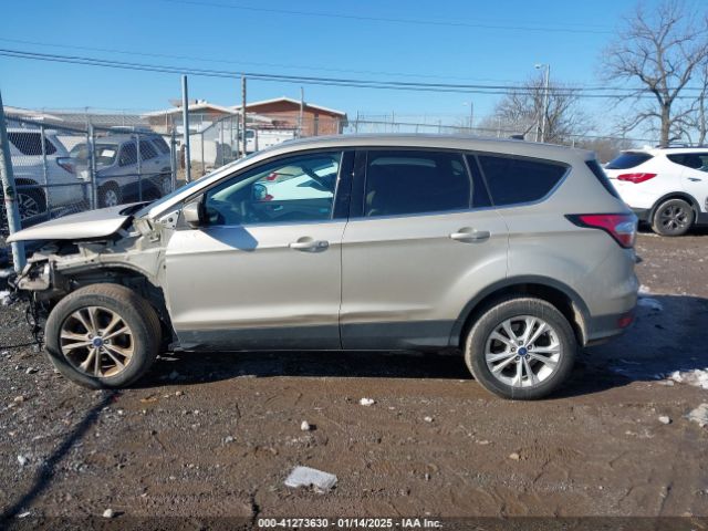 1FMCU0GD6HUE69040 Ford ESCAPE SE
