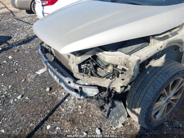 1FMCU0GD6HUE69040 Ford ESCAPE SE