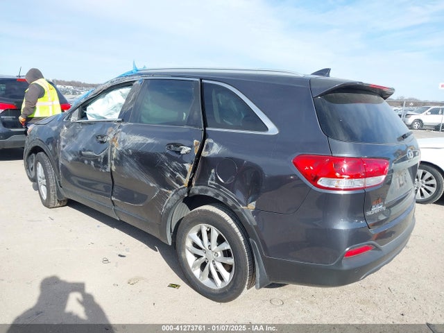 5XYPG4A31GG097949 KIA Sorento 2.4l Lx