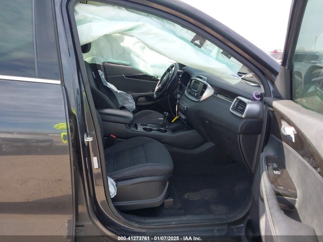 5XYPG4A31GG097949 KIA Sorento 2.4l Lx
