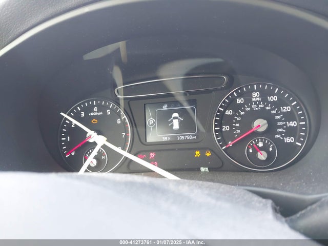 5XYPG4A31GG097949 KIA Sorento 2.4l Lx