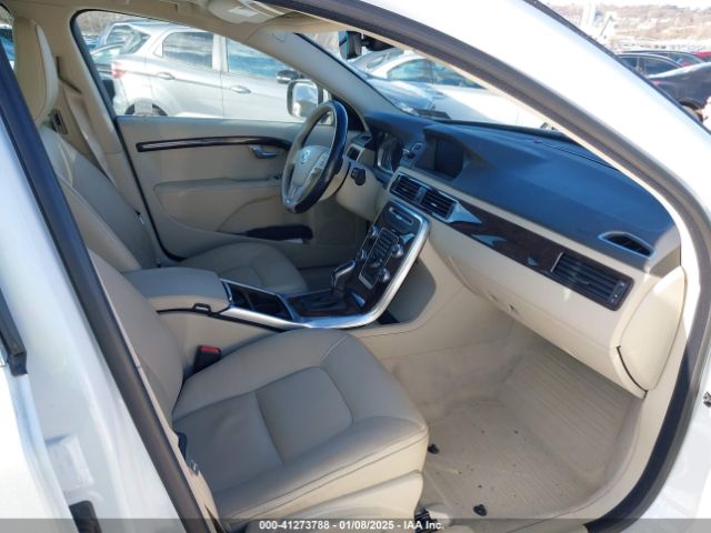 YV4902NK7F1225870 Volvo Xc70 T6