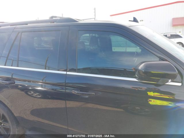 1FMJU1HT8MEA70007 Ford Expedition Xlt