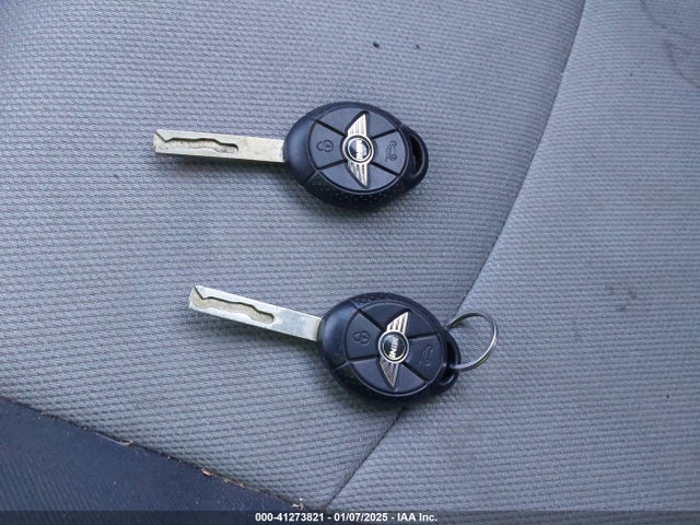 2005 MINI COOPER S WMWRH33525TF84836 Photo 10