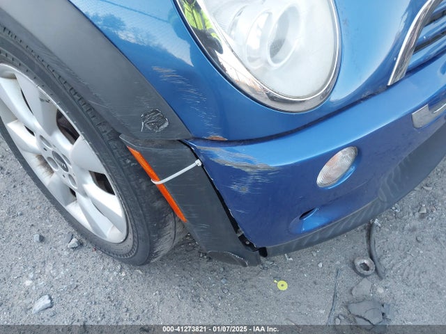 2005 MINI COOPER S WMWRH33525TF84836 Photo 5