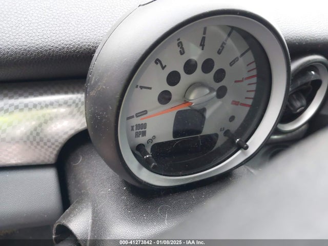 2007 MINI COOPER S WMWMF73587TT82266 Photo 6