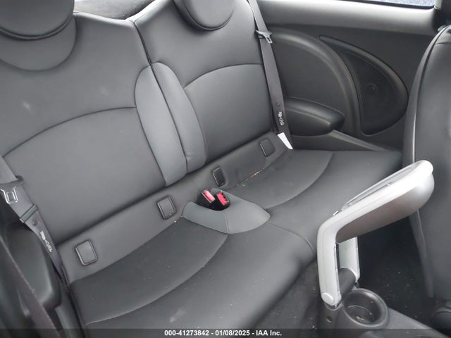 2007 MINI COOPER S WMWMF73587TT82266 Photo 7