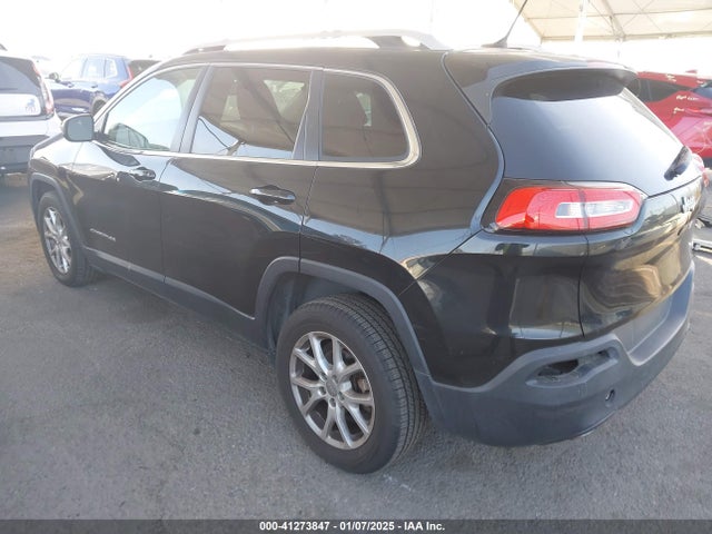 1C4PJLCB9FW761223 Jeep Cherokee Latitude